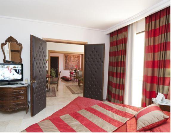 Diplomat Hotel تونس الغرفة الصورة